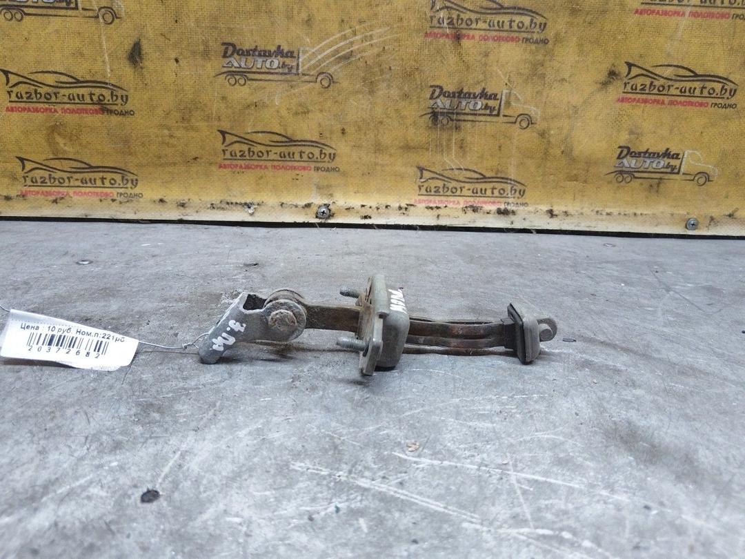 Ограничитель открывания двери задней 7FE1SM Mazda 626