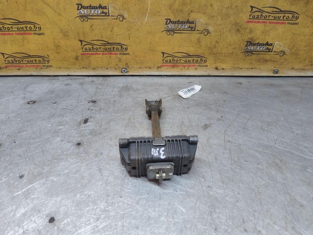 Ограничитель открывания двери задней Z1TNBD Toyota Avensis купить на авторазборке