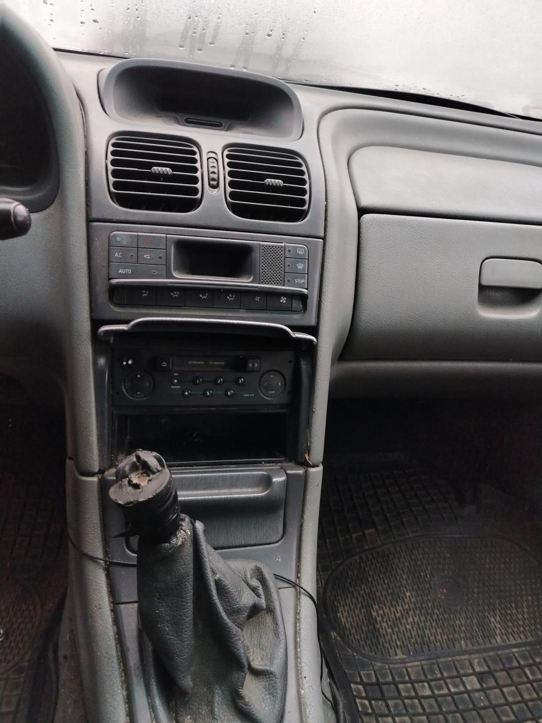 Кулиса WBLYH1 Renault Laguna