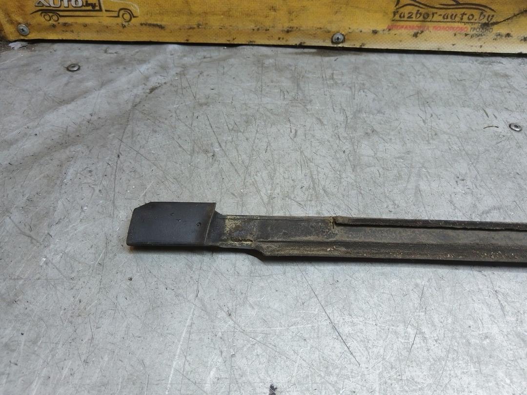 Молдинг стекла двери передней правой наружный UP4VC7 Renault Espace купить в магазине запчастей бу