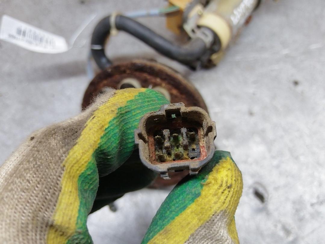 Колба в бак EHL7I0 Hyundai Lantra купить