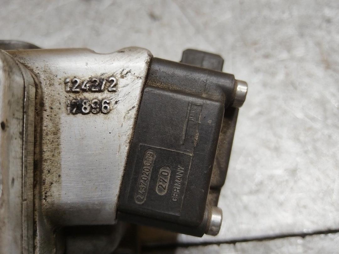 Дозатор-распределитель топлива KO9NC5 Audi 100 купить на авторазборке