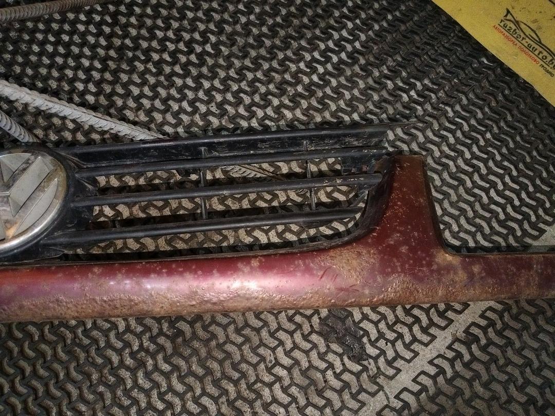 Решетка радиатора HTQ9RG Volkswagen Passat купить с доставкой. Огромный выбор запчастей и марок авто. У нас есть практически все.