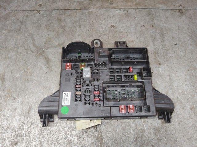 Блок предохранителей ER9F0I Opel Insignia - Фото 1