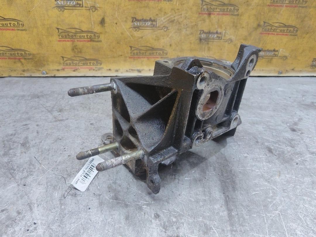 Корпус помпы 11ZB86 Peugeot 306 купить