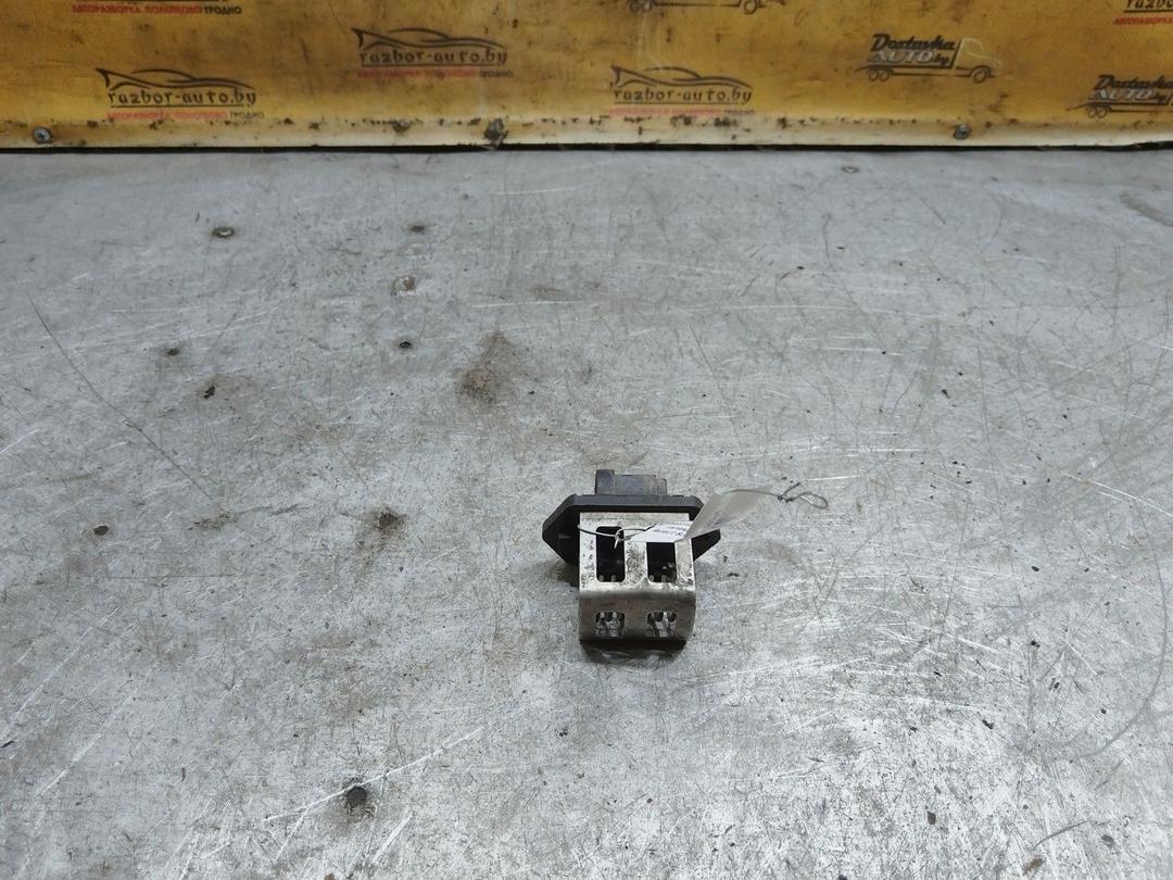 Сопротивление вентилятора охлаждения QHFE9G Renault Scenic купить