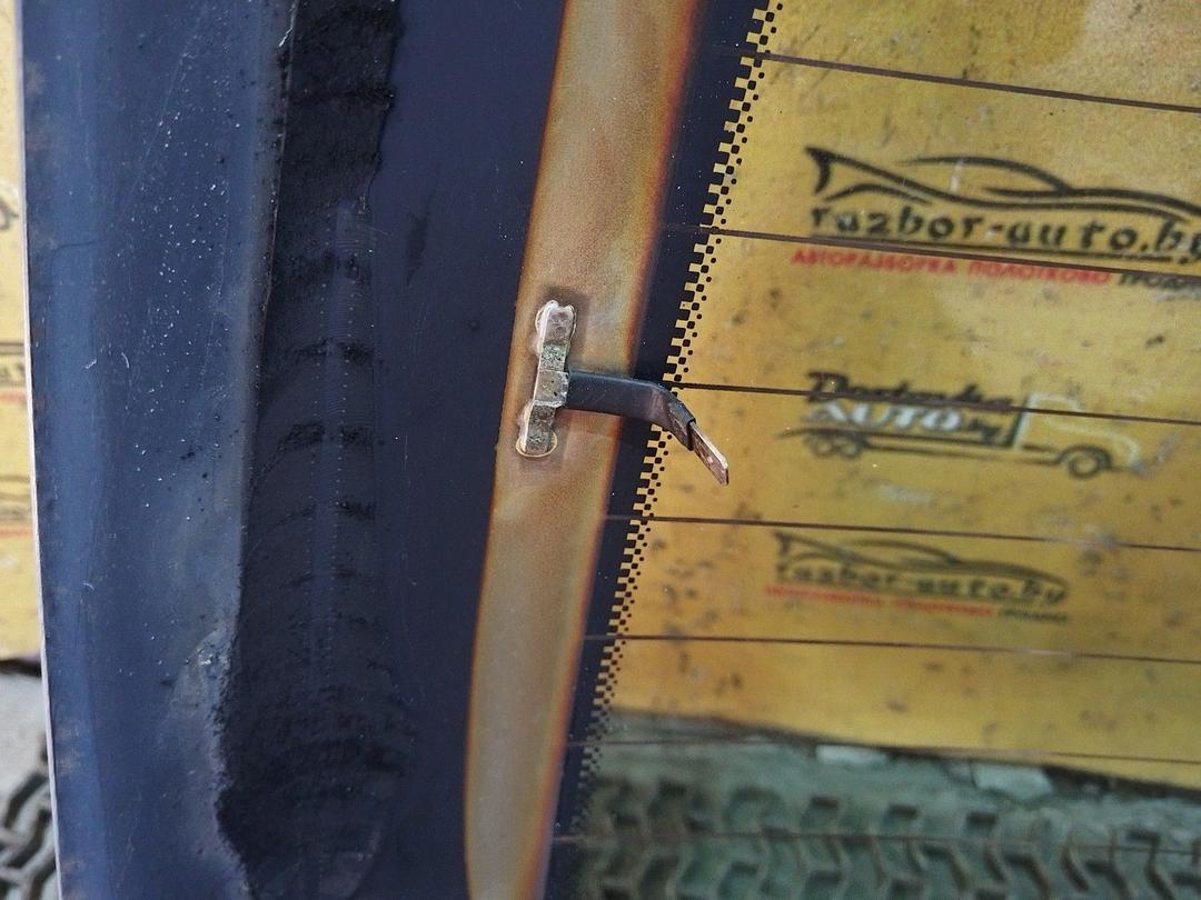 Стекло заднее 4H55V3 Skoda Fabia купить в магазине запчастей бу