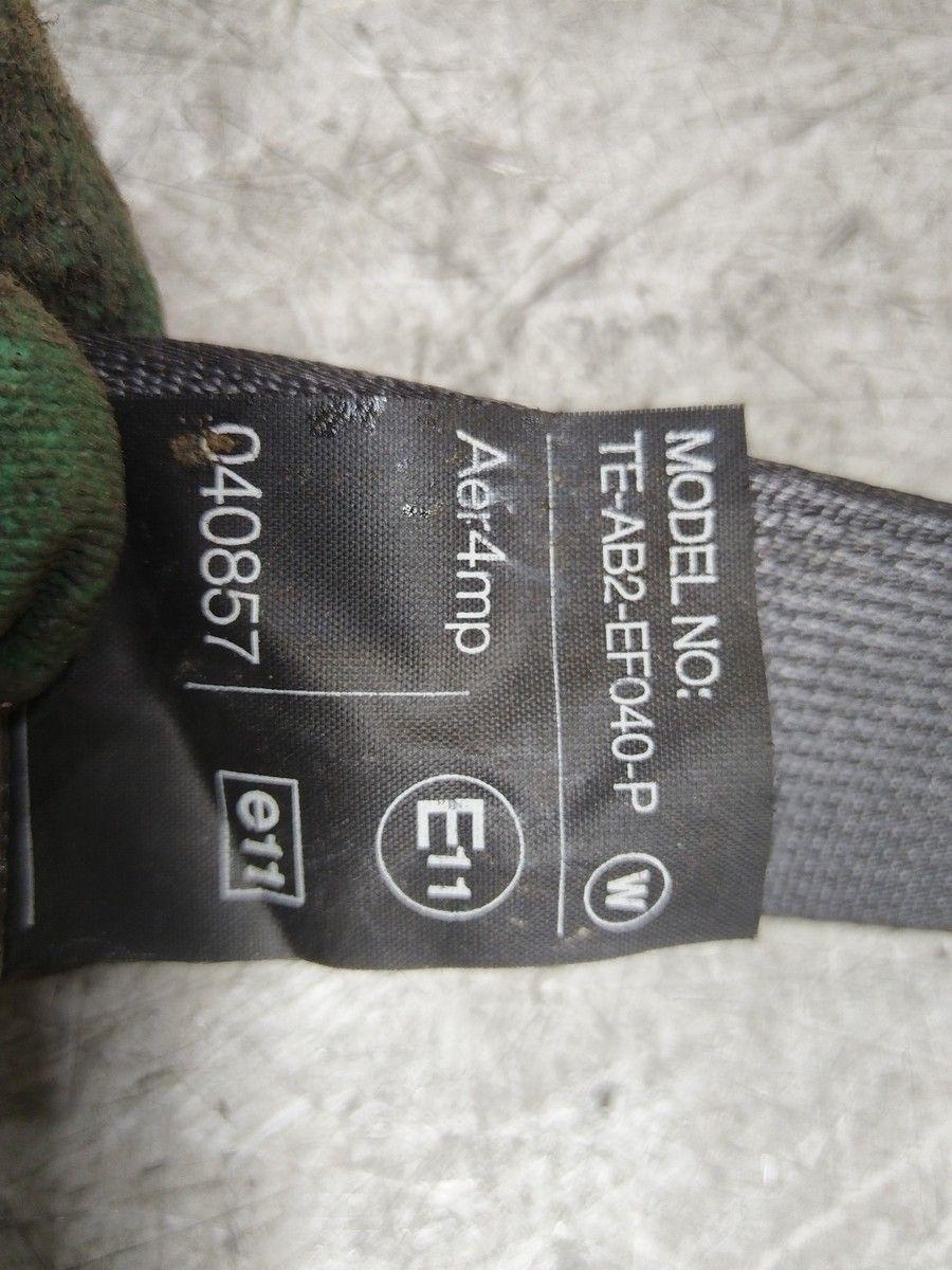 Ремень безопасности передний правый WH9S92 Toyota Corolla купить в магазине запчастей бу