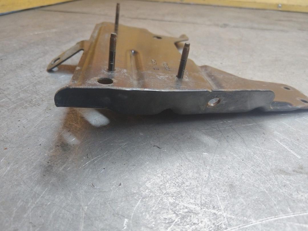 Кронштейн блока управления двигателем CIA17G Ford Fusion - Фото 8