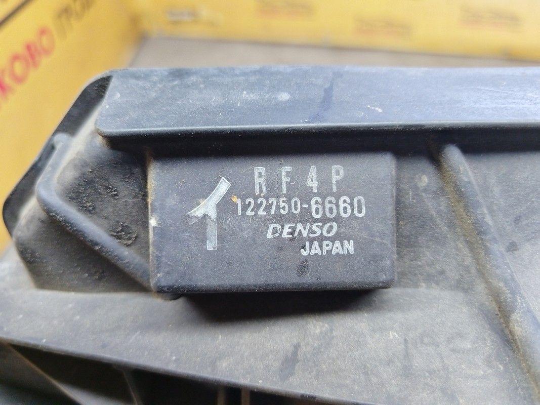 Вентилятор кондиционера VRCUOW Mazda Premacy купить на авторазборке