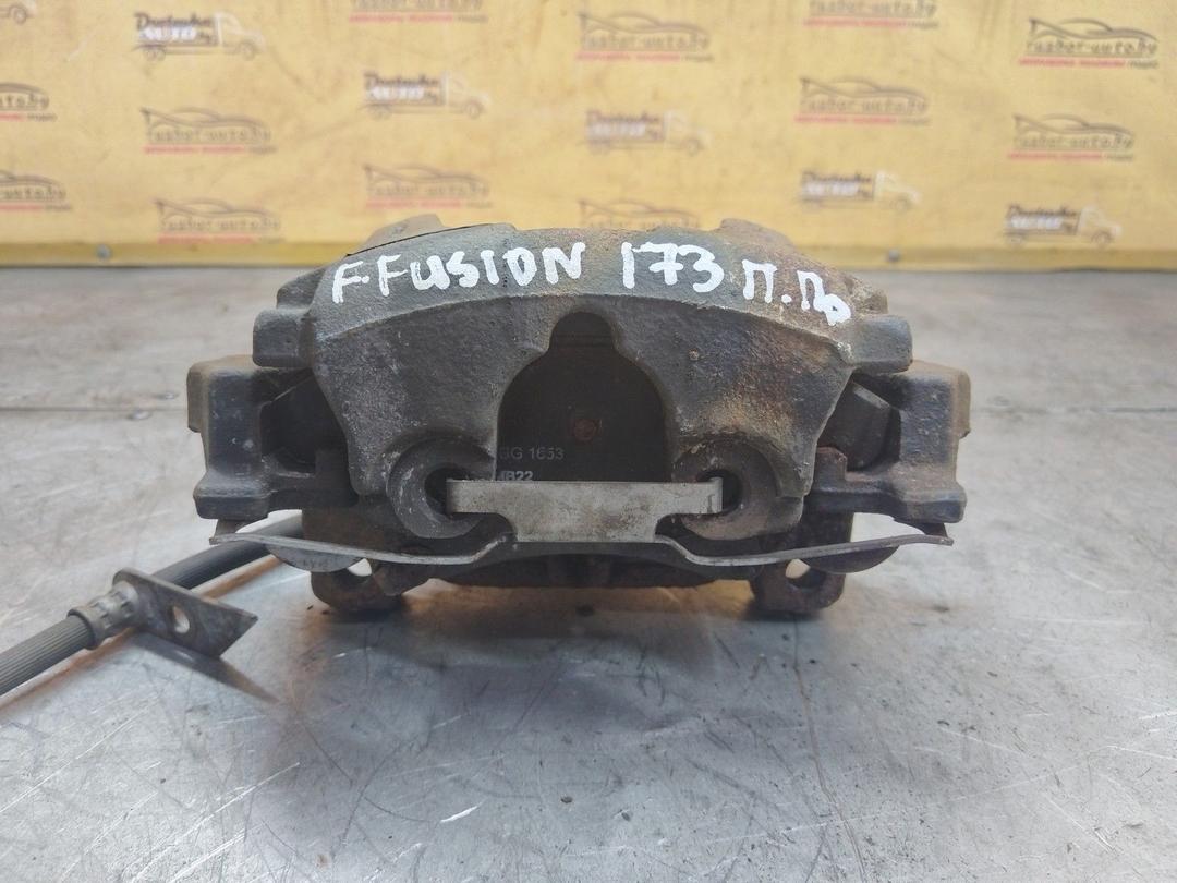 Суппорт передний правый R506XN Ford Fusion купить на авторазборке