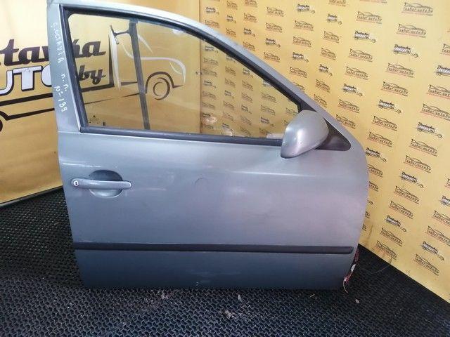 Стекло двери передней правой SGS8SB Skoda Octavia
