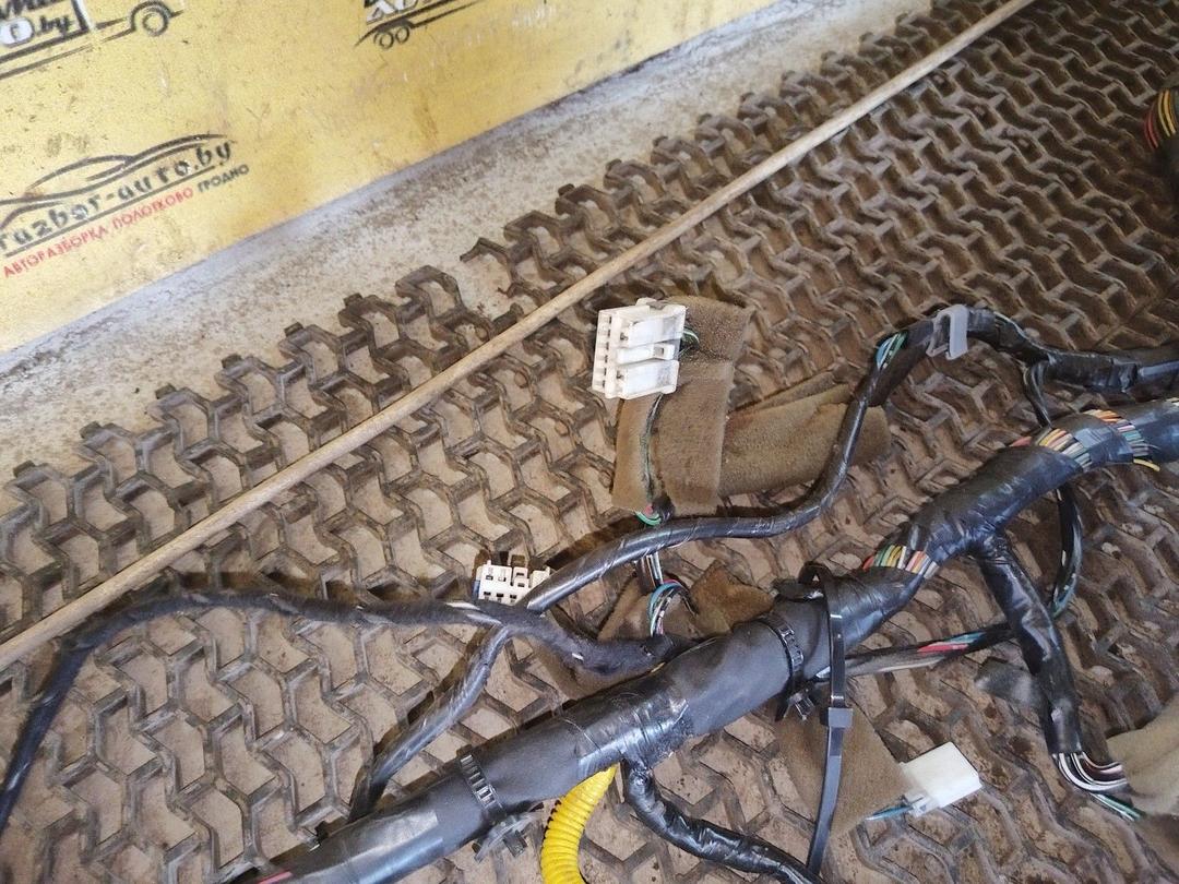 Проводка салона HUC767 Mitsubishi Carisma - Фото 24