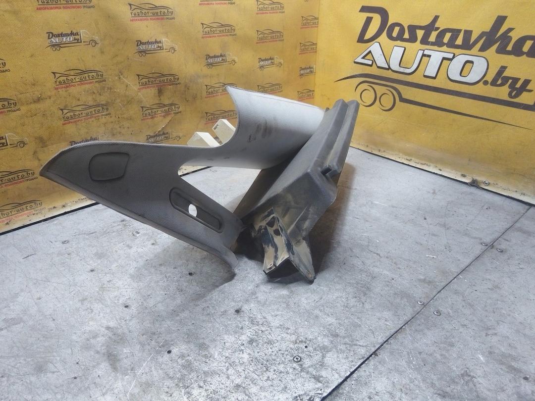 Обшивка багажника KOUTGH Opel Vectra undefined