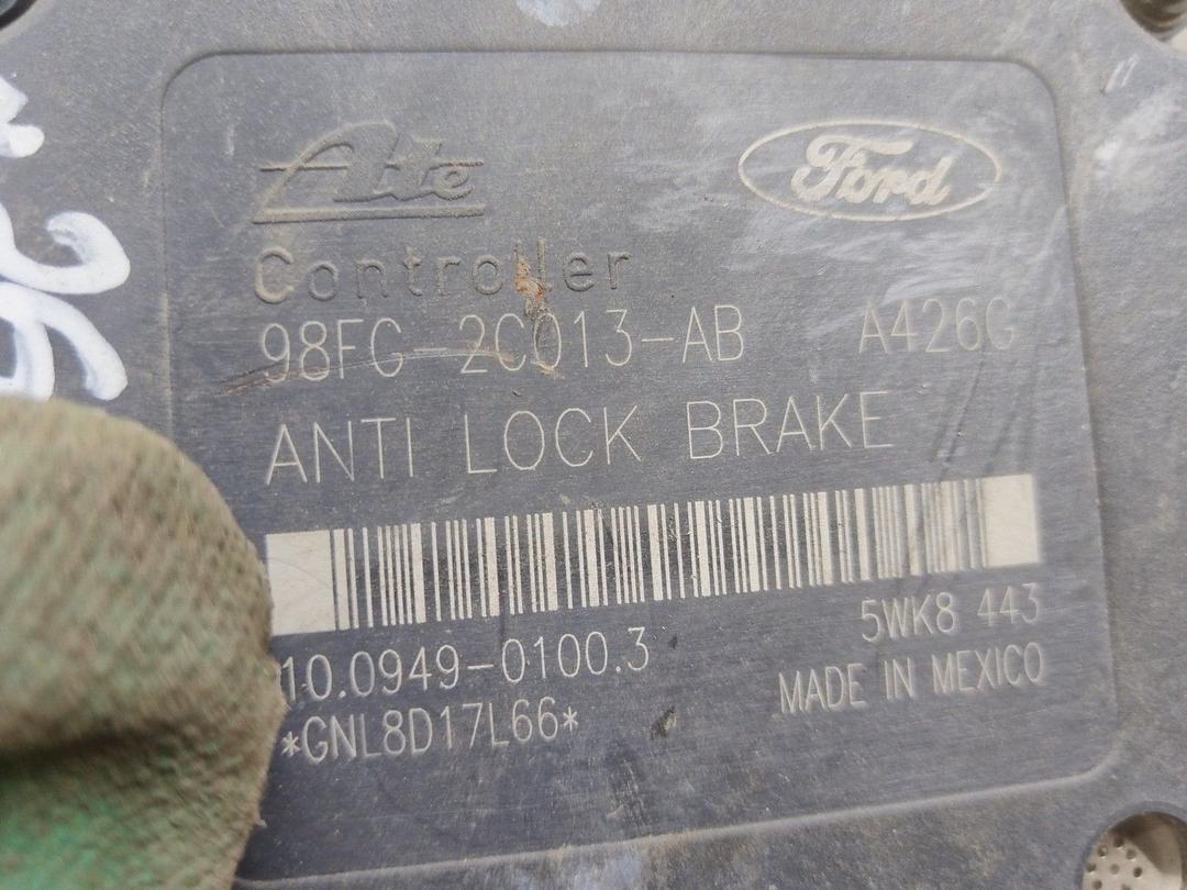 Блок ABS KNQHZN Ford Escort купить с доставкой