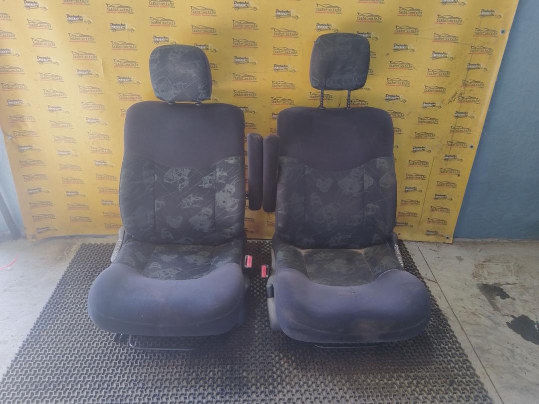 Сиденье переднее F8W8FJ Renault Espace