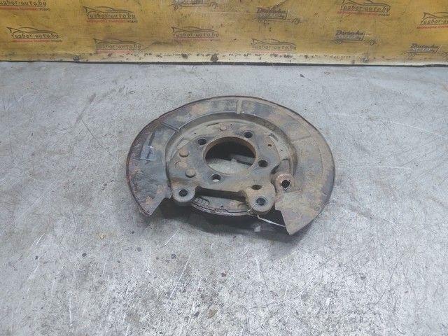 Кожух защитный тормозного диска JCE0IH Toyota Corolla Verso