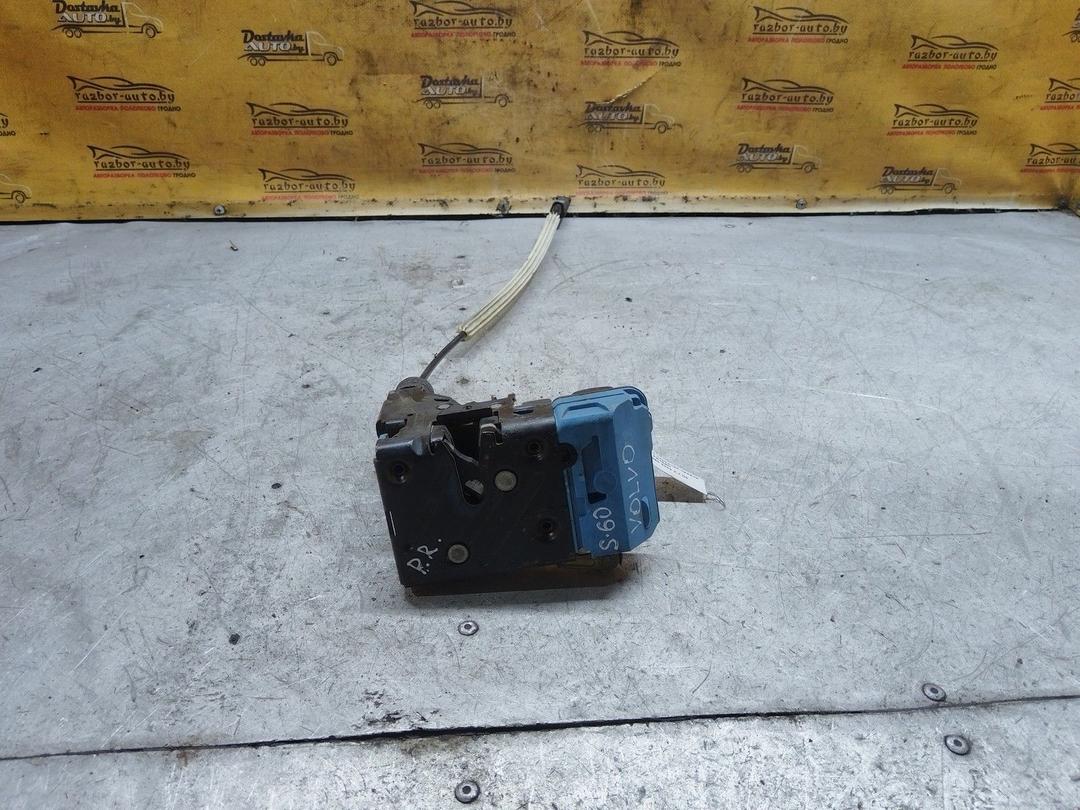Замок двери передней правой FR459O Volvo S60 купить