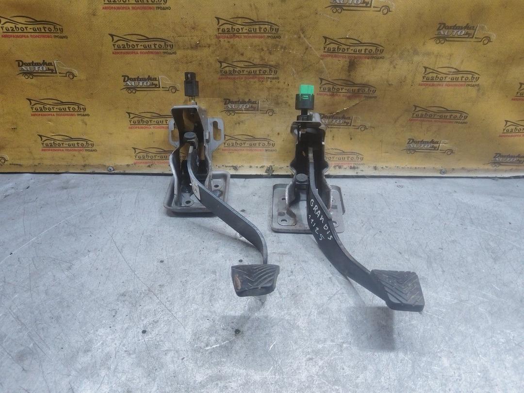 Узел педальный (блок педалей) 21OXU8 Mitsubishi Grandis купить