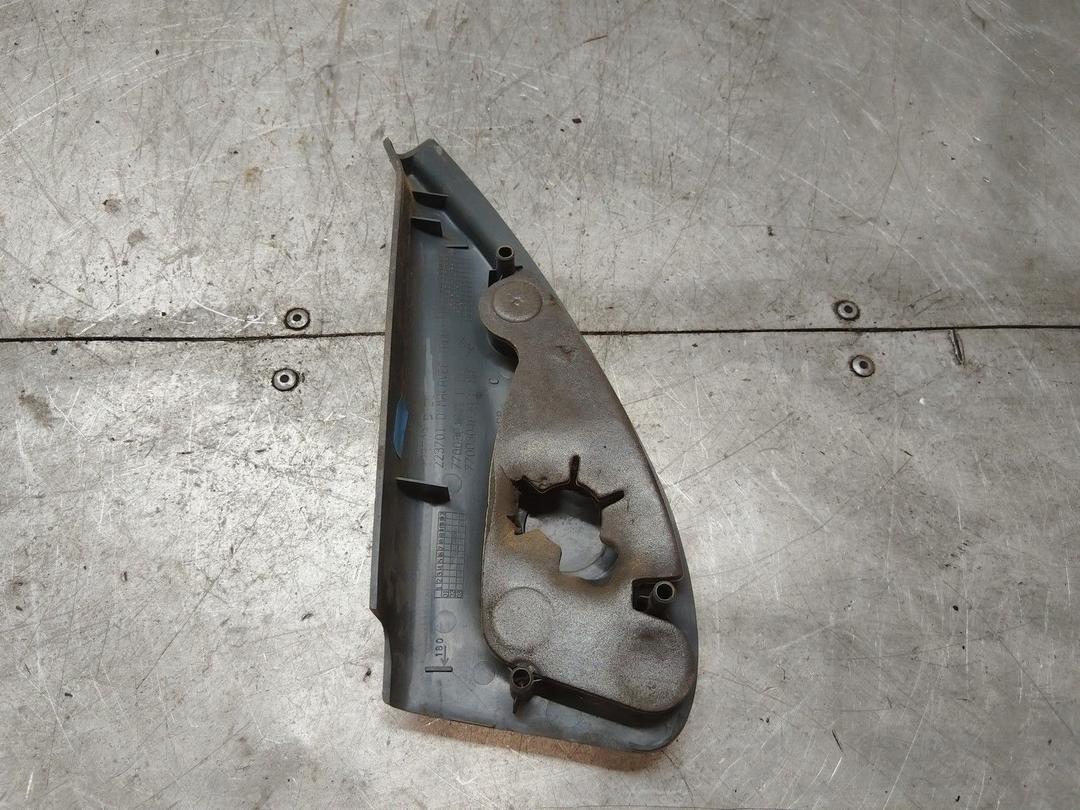 Заглушка зеркала правого 984Q2N Renault Kangoo - Фото 2