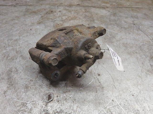 Суппорт передний левый KQJ98A Toyota Yaris купить с доставкой