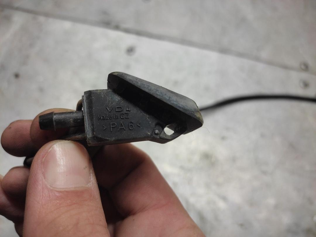 Форсунка омывателя OR5E5U Audi A3 купить