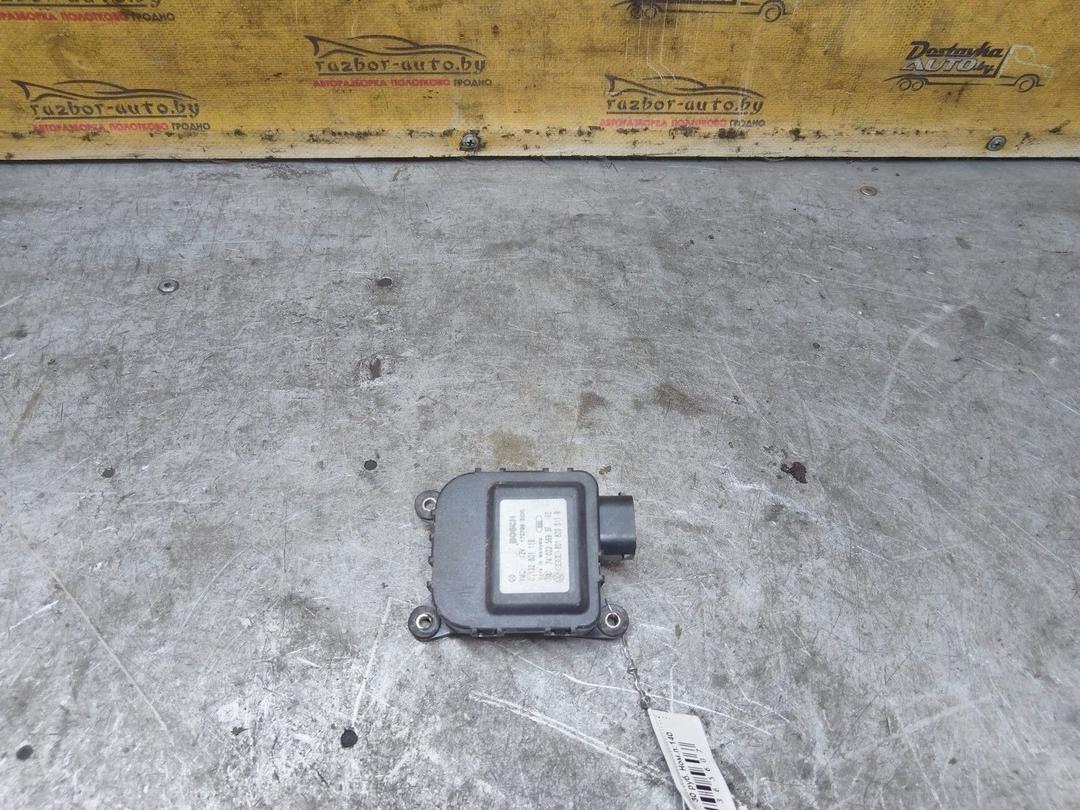 Моторчик заслонки печки 829Q22 Volkswagen Passat