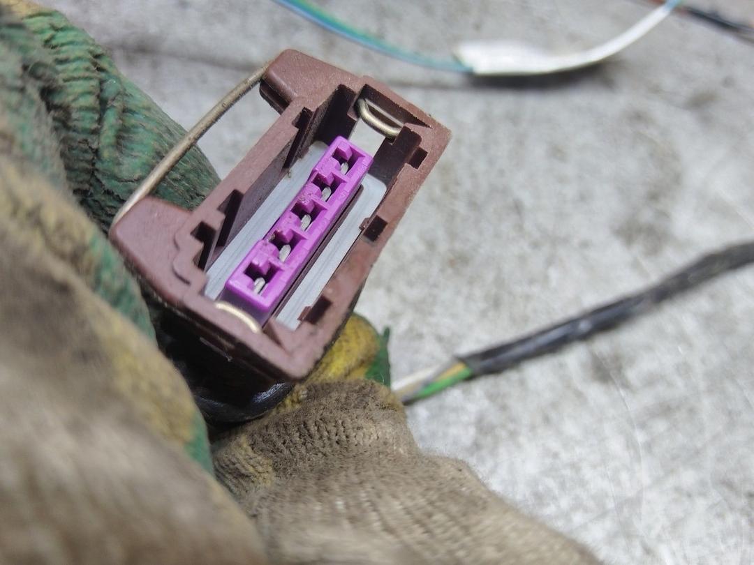 Проводка двери задней правой 47X7JR Peugeot 406 купить в магазине запчастей бу