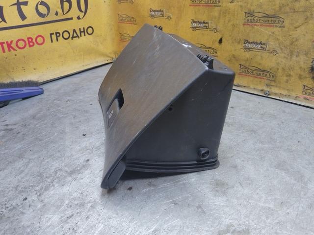 Бардачок P0N4Z0 Toyota Corolla купить