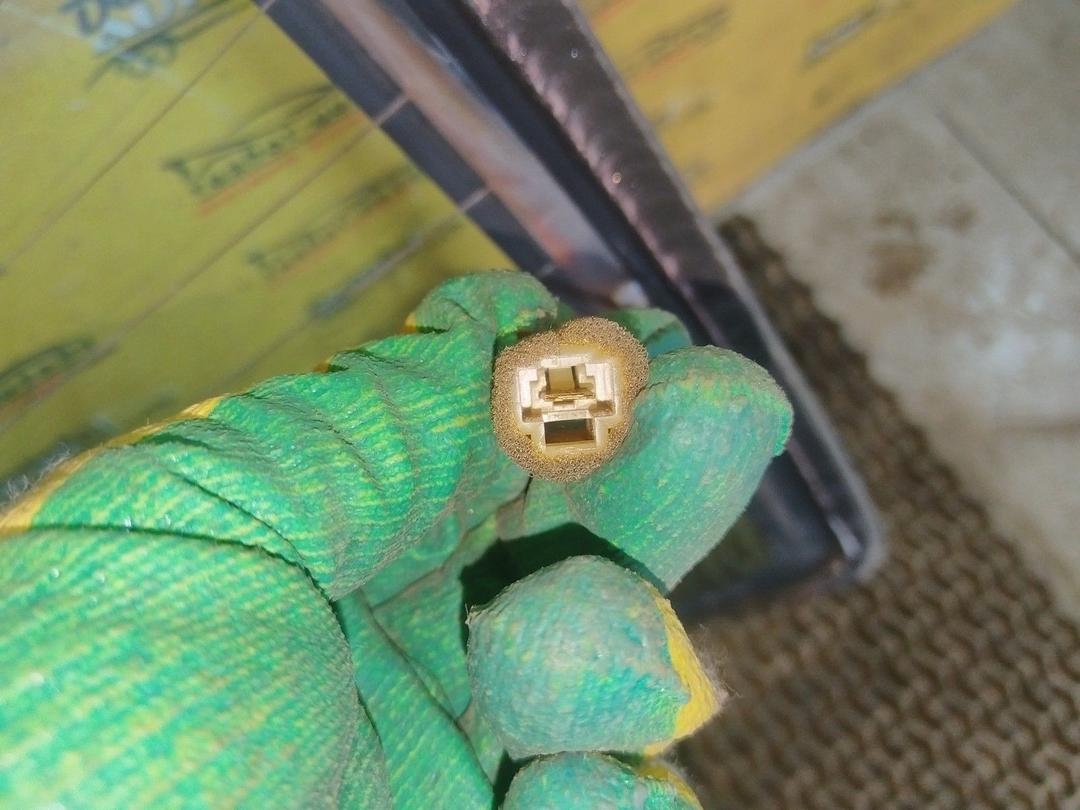 Стекло заднее QDQPHZ Mitsubishi Carisma - Фото 4