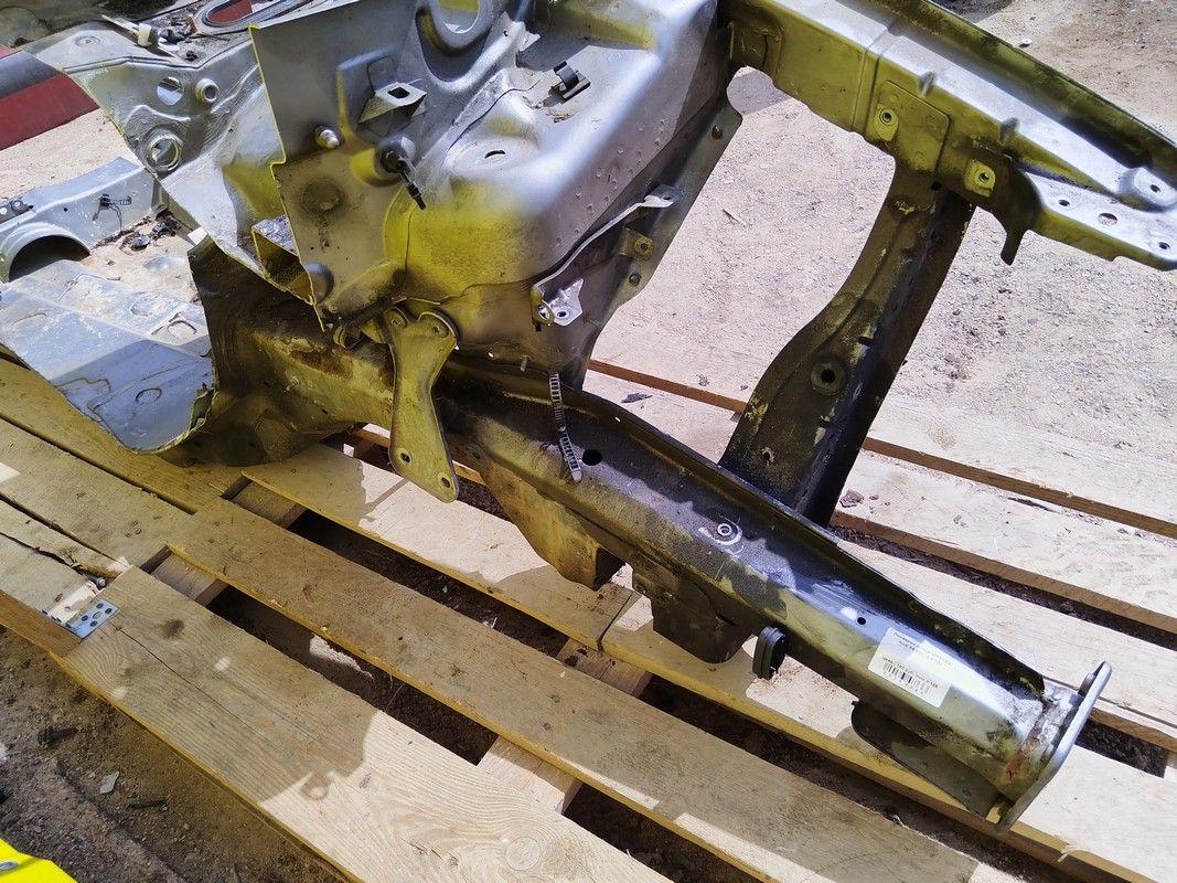 Лонжерон левый UPWTZQ Audi A6 купить с доставкой