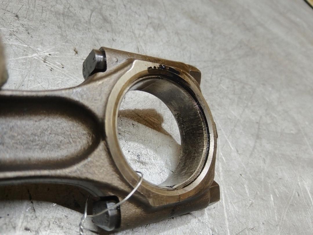 Поршень K5WHYY Ford C-Max купить на авторазборке