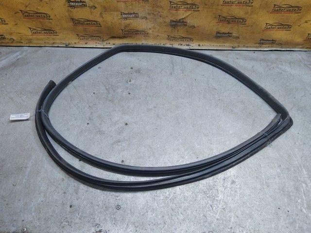 Уплотнитель двери задней левой U66D32 Toyota Avensis купить