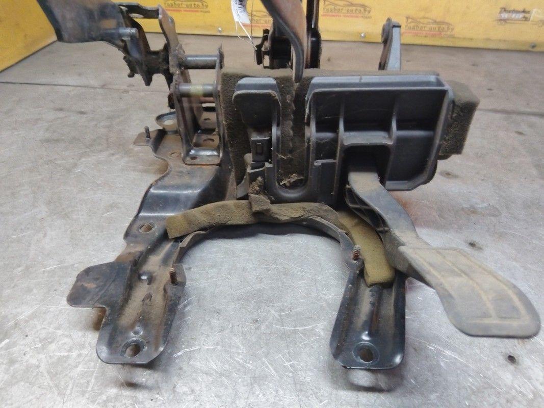 Узел педальный (блок педалей) WV9PDS Volkswagen Passat купить в магазине запчастей бу