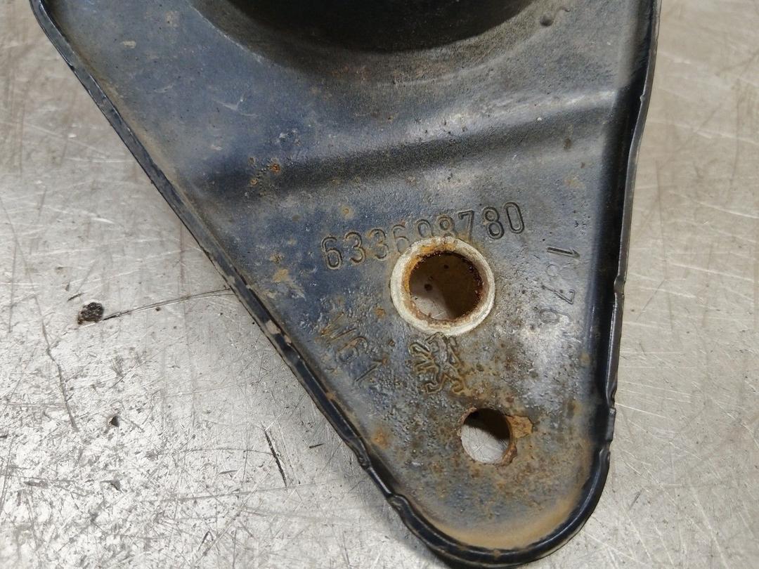 Кронштейн усилителя бампера переднего (Домик) O0NHTF Peugeot 607 - Фото 6