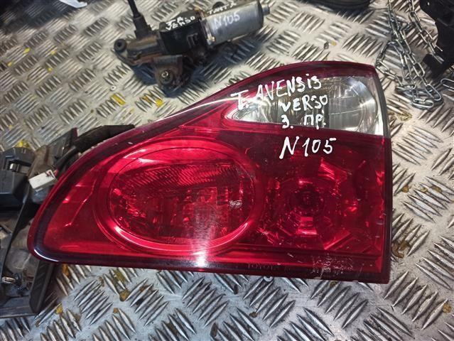 Фонарь крышки багажника правый B62C6B Toyota Avensis Verso купить