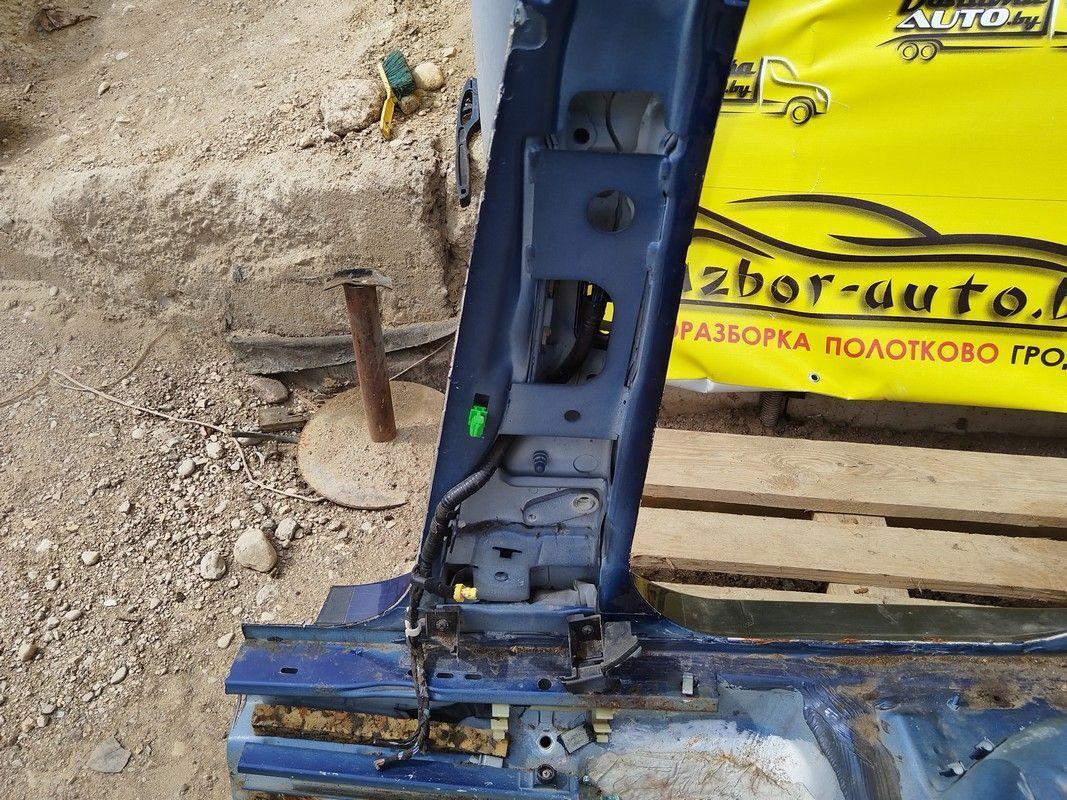 Стойка кузовная центральная правая NYTIUJ Volkswagen Golf купить на авторазборке