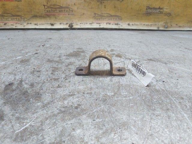 Крепление втулки стабилизатора WZAUVQ Audi A4 купить