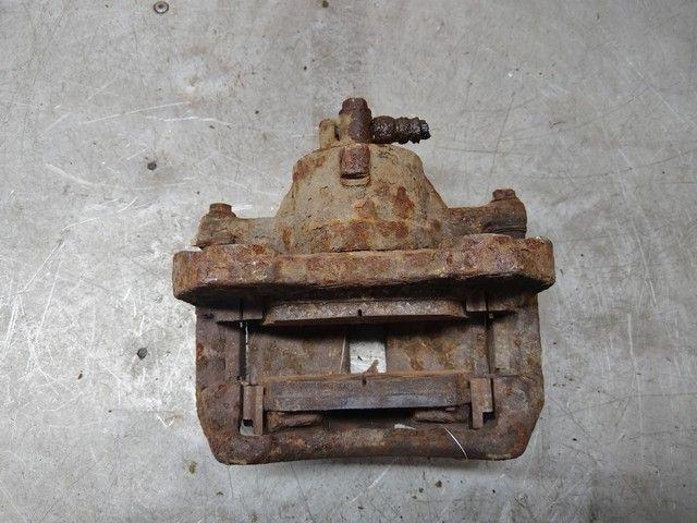 Суппорт передний правый N0DCNO Nissan Primera купить в магазине запчастей бу