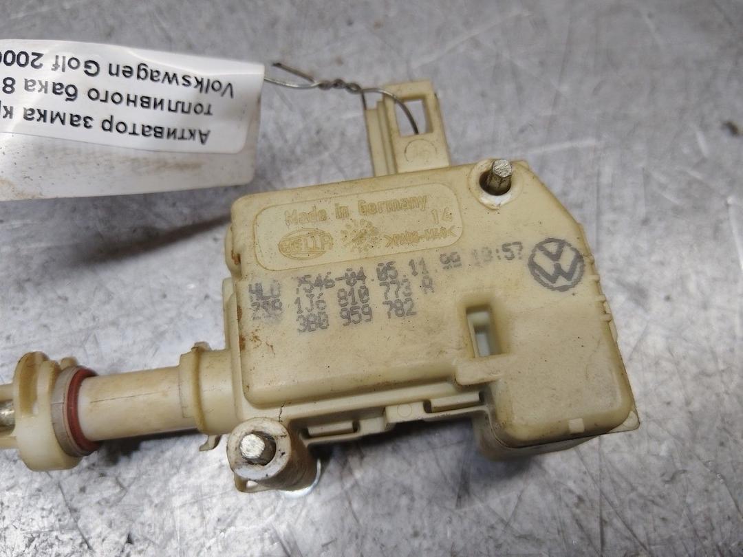Активатор замка крышки топливного бака 81TYNW Volkswagen Golf - Фото 2