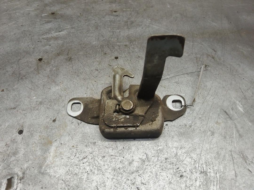 Замок капота V5WC6Z Renault Scenic RX4