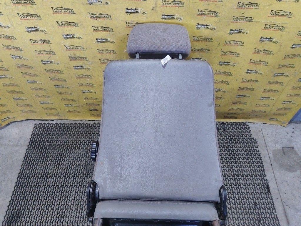 Сиденье переднее правое LG5YGV Audi 80 - Фото 8