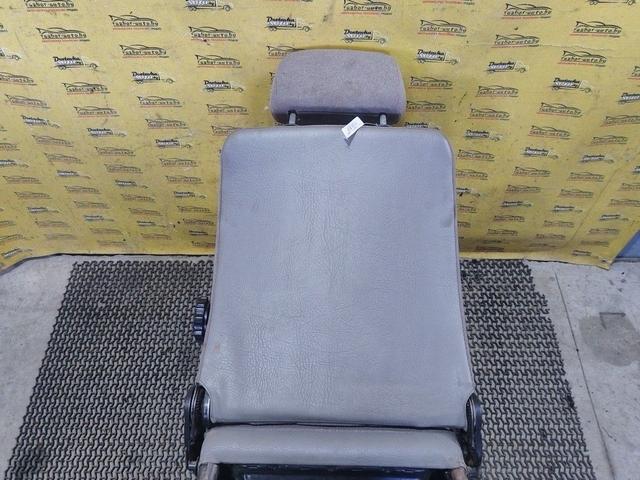 Сиденье переднее правое LG5YGV Audi 80 - Фото 8