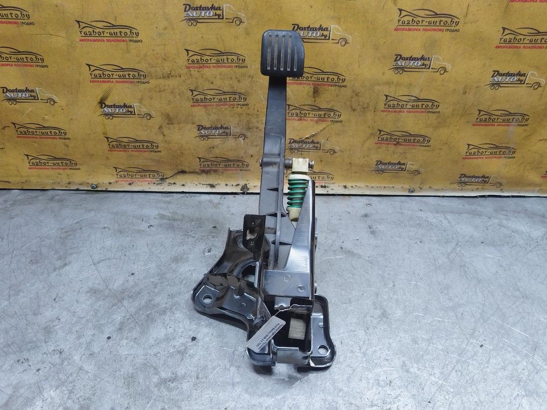 Педаль сцепления 73UVWO Ford Galaxy