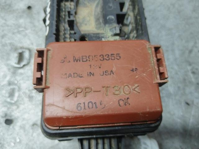 Блок предохранителей 3SM778 Mitsubishi Carisma - Фото 4