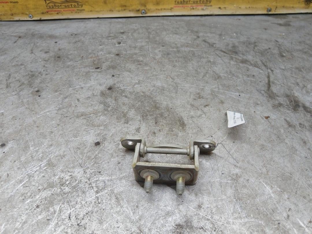 Петля крышки багажника 449DNP Subaru Forester купить