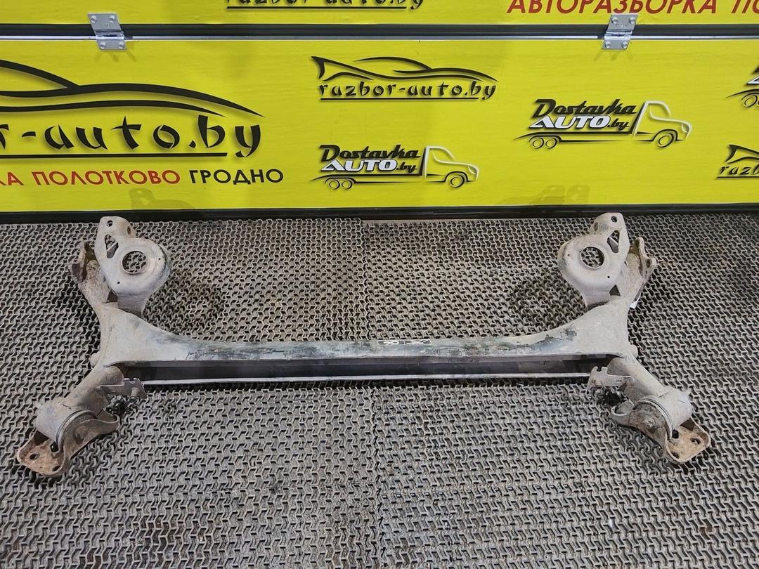Балка подвески задняя 2HMJ44 Peugeot 307 undefined