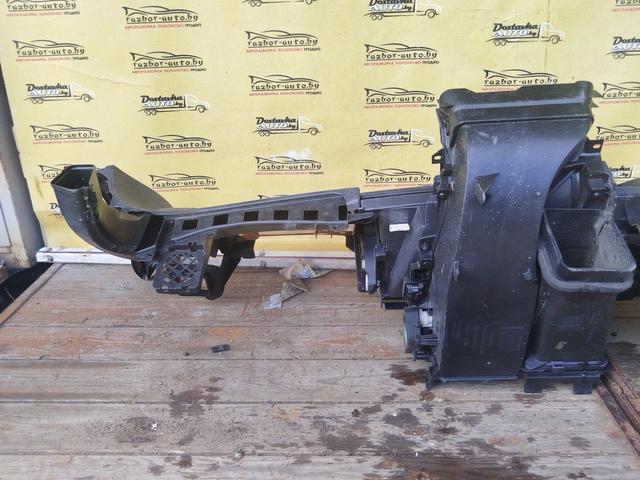 Панель передняя салона (торпедо) E8RH6O Renault Espace купить на авторазборке