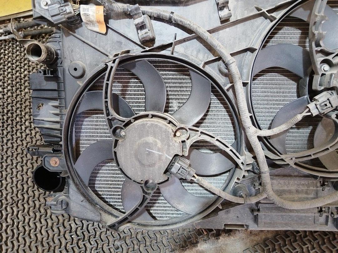 Вентилятор радиатора VGB3DQ Ford Fusion undefined