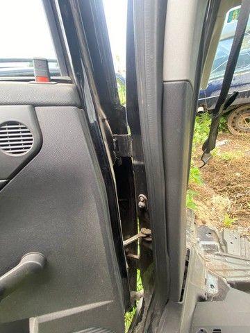 Петля двери задней левой Y39N7K Opel Meriva